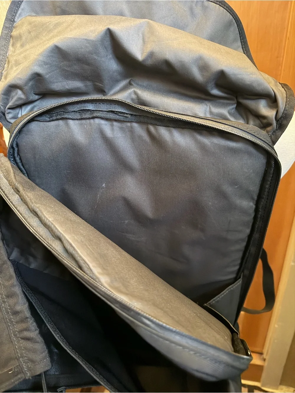 Victorinox Altmont 3.0 Flip Over Drawstring Laptop Backpack Black